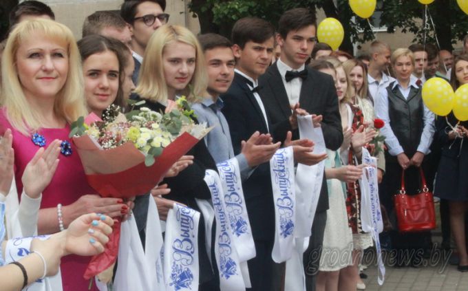 На Гродненщине проходят линейки, посвященные завершению учебного года (Будет дополнено)
