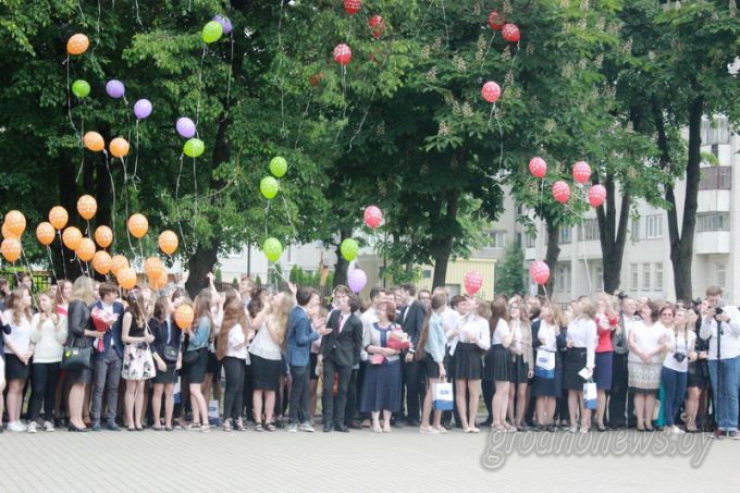На Гродненщине проходят линейки, посвященные завершению учебного года (Будет дополнено)