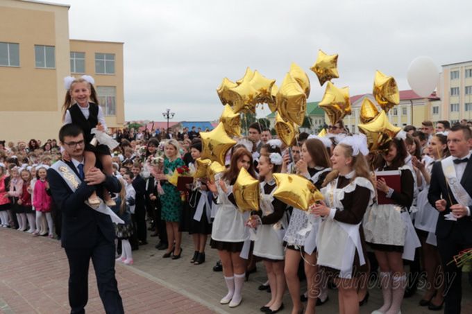На Гродненщине проходят линейки, посвященные завершению учебного года (Будет дополнено)