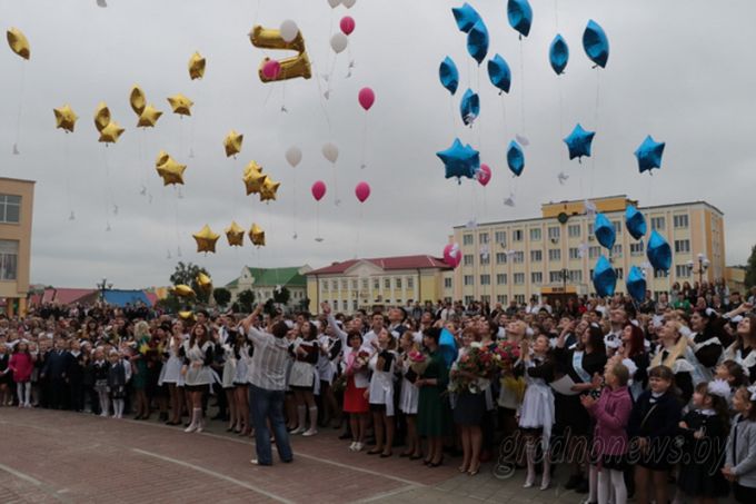 На Гродненщине проходят линейки, посвященные завершению учебного года (Будет дополнено)