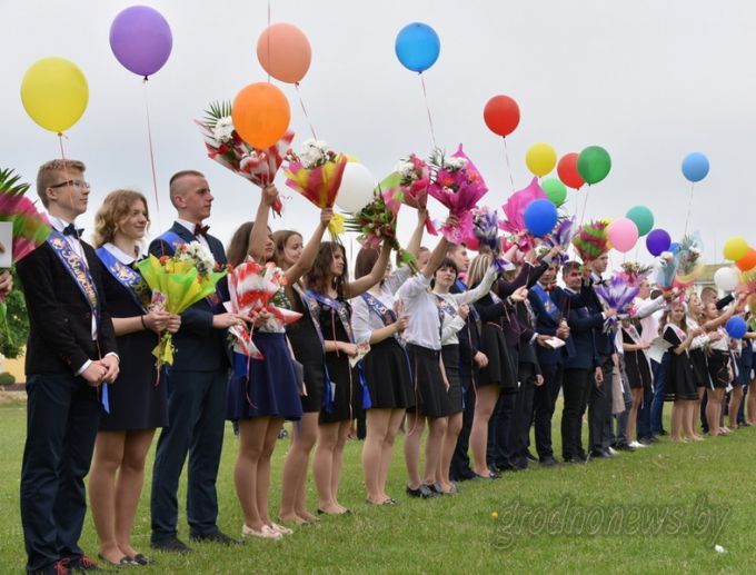 На Гродненщине проходят линейки, посвященные завершению учебного года (Будет дополнено)