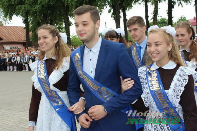 На Гродненщине проходят линейки, посвященные завершению учебного года (Будет дополнено)