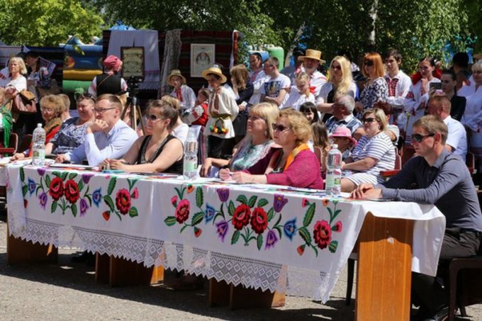 У Тарнова танцавалі па-даўнейшаму