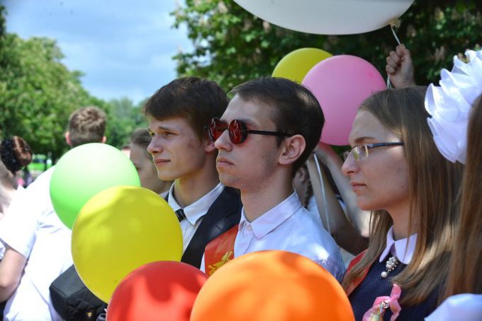 В Советском районе прошёл праздник последнего звонка