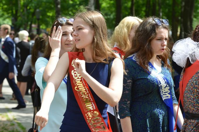 В Советском районе прошёл праздник последнего звонка
