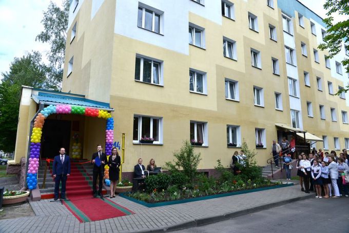 Дождались. В Новобелице открылась новая детская поликлиника