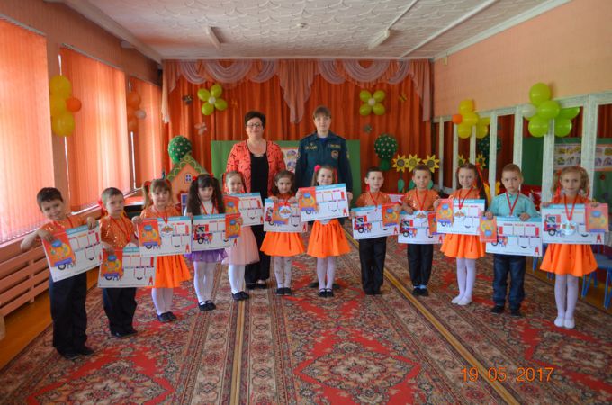 В гомельских яслях-саду №137 прошел праздник "Чтобы не было беды"