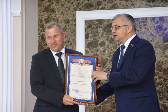 В Гомеле наградили лучших идеологов области по итогам 2016 года