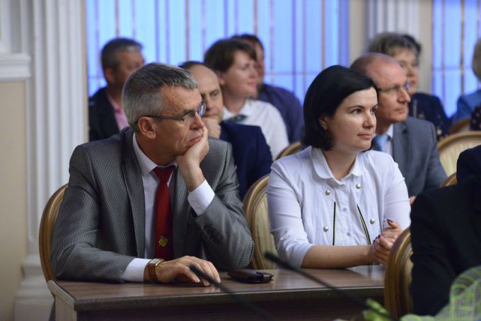 В Гомеле наградили лучших идеологов области по итогам 2016 года