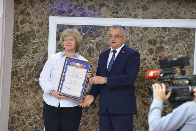 В Гомеле наградили лучших идеологов области по итогам 2016 года