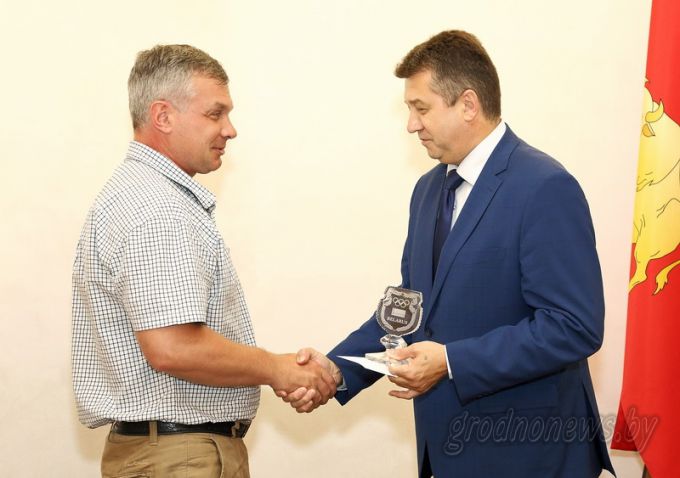 В облисполкоме чествовали спортсменов-победителей и призеров первенств мира и Европы