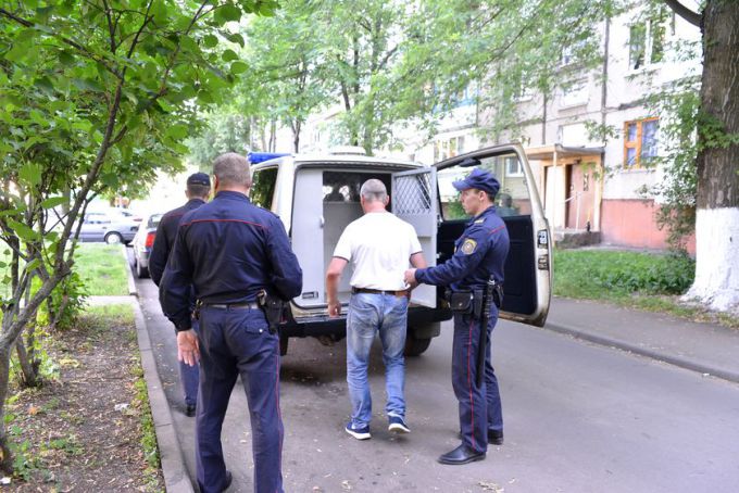 Это кто здесь мешает? По гомельским дворам прошёл «отрезвляющий» рейд