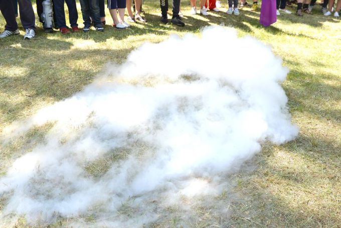 Участники районного турслёта забивали бананами гвозди и готовили зубную пасту для слона