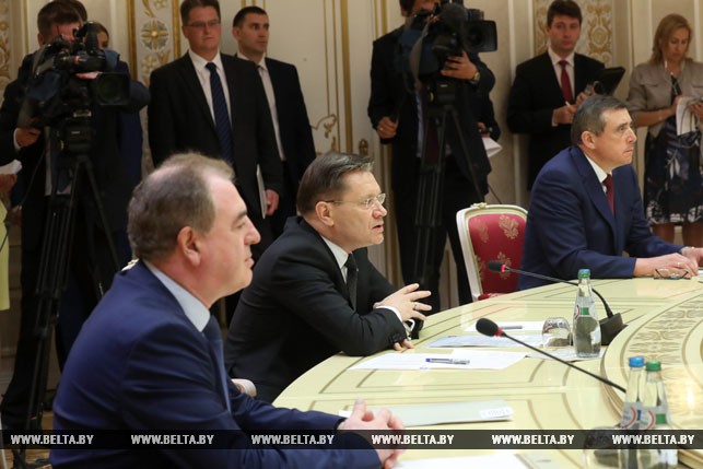 Александр Лукашенко: "В Беларуси уделяется очень серьезное внимание строительству АЭС" (+Видео)