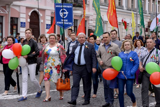 Беларуси посвящается. Праздничное шествие ко Дню Независимости в Гомеле