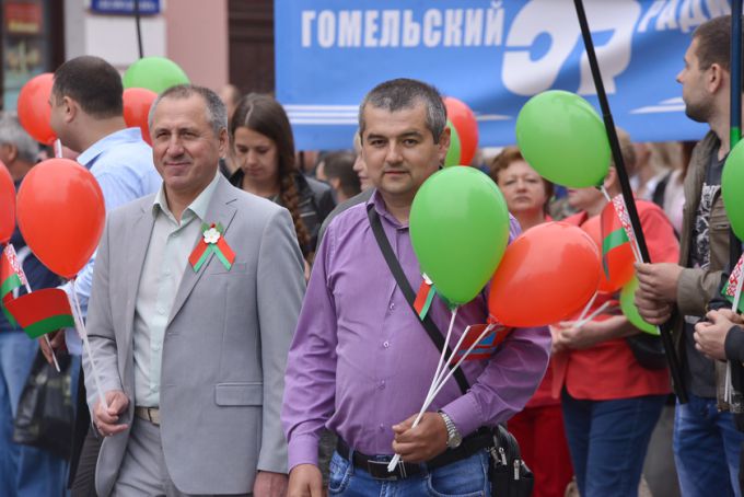 Беларуси посвящается. Праздничное шествие ко Дню Независимости в Гомеле