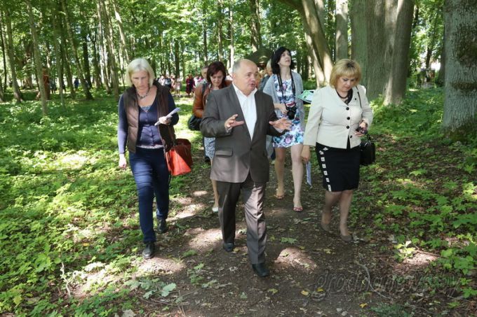 Пресс-конференция председателя облисполкома Владимира Кравцова в Лиде