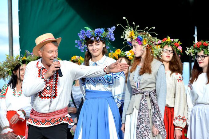 Как в Гомеле выбирали Купалинку и искали «папараць-кветку»