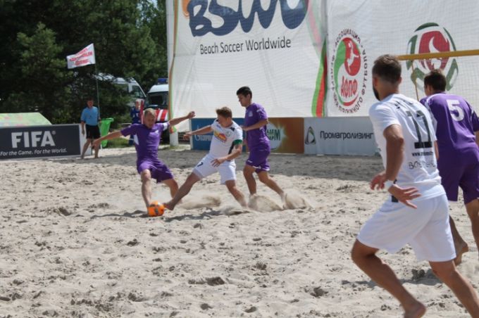 В Слониме проходит суперфинал по пляжному футболу