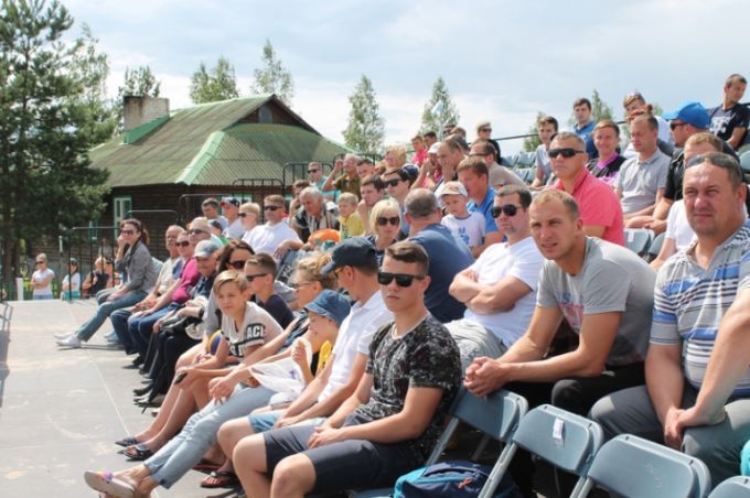 В Слониме проходит суперфинал по пляжному футболу