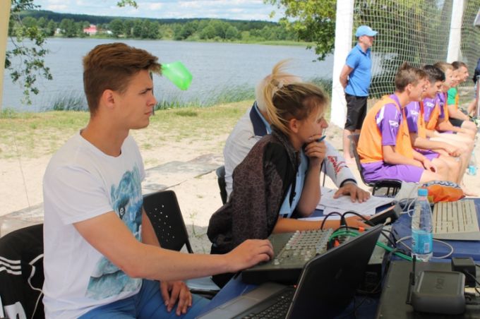 В Слониме проходит суперфинал по пляжному футболу