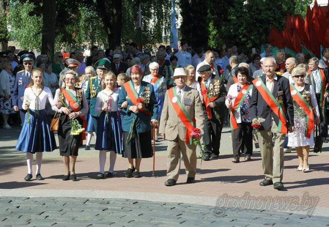В Гродно отметили 73-ю годовщину освобождения города (Больше фото)