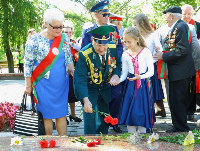 В Гродно отметили 73-ю годовщину освобождения города (Больше фото)
