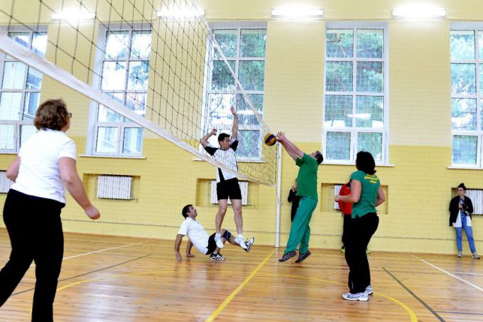 Пыром, щёчкой, навесиком. Летняя спартакиада руководителей Советского района удивила своими результатами