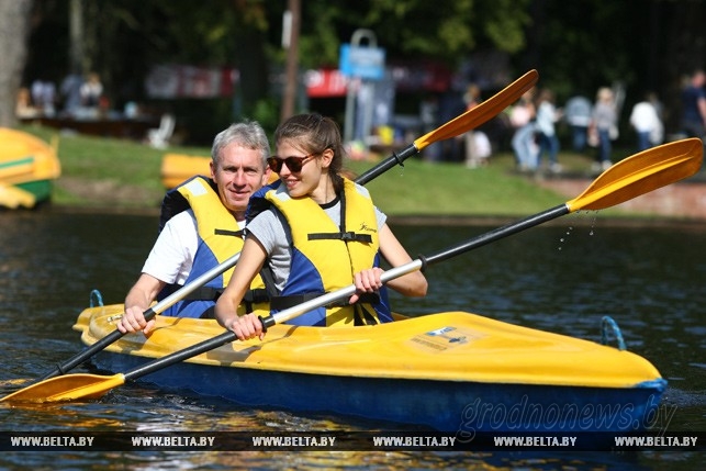 Фестиваль "Августовский канал в культуре трех народов" собрал в туристско-рекреационном парке тысячи гостей