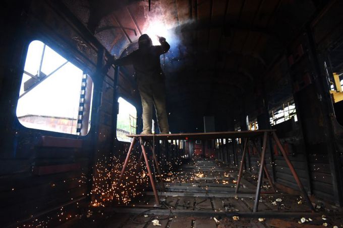 Любой каприз. В Гомеле могут собрать и укомплектовать вагон-кухню, вагон-церковь и даже вагон-зоопарк