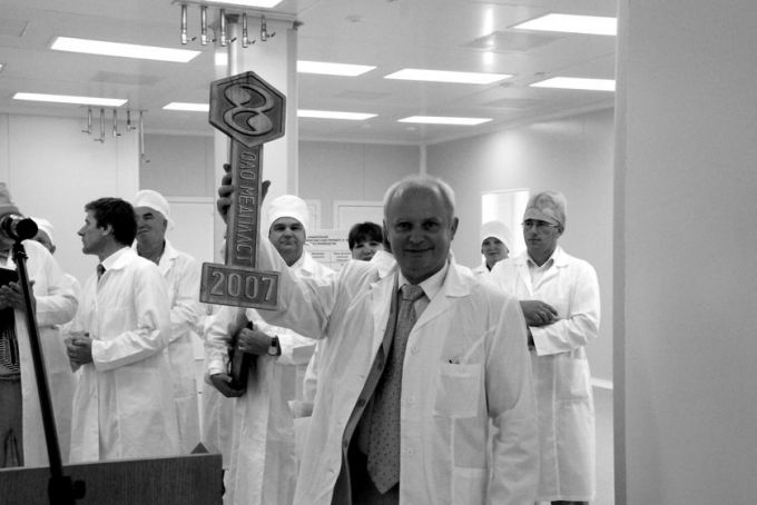 18 миллионов шприцев в месяц. На окраине Гомеля работает производство мирового уровня