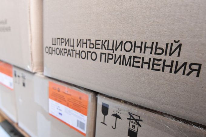 18 миллионов шприцев в месяц. На окраине Гомеля работает производство мирового уровня