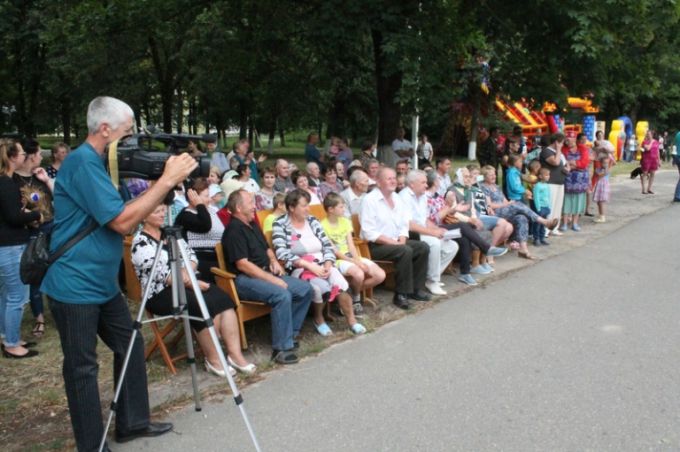 У Слонiмскiм раёне праходзіць свята: "Дзень добры, суседзі"