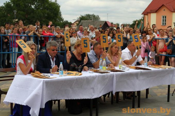 С парада невест в... Париж отправится победительница слонимского парада невест