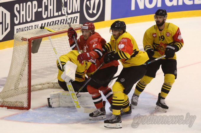 Битва характеров: «Неман» с победы стартовал в хоккейной Лиге Чемпионов