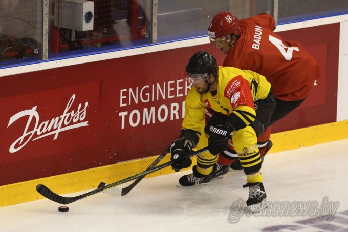 Битва характеров: «Неман» с победы стартовал в хоккейной Лиге Чемпионов