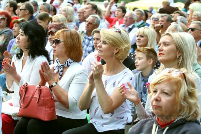 Фестиваль "Августовский канал в культуре трех народов" собрал в туристско-рекреационном парке тысячи гостей
