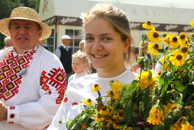 Фестиваль "Августовский канал в культуре трех народов" собрал в туристско-рекреационном парке тысячи гостей