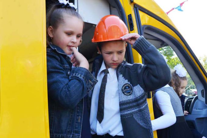 В гомельской школе после торжественной линейки объявили газовую тревогу