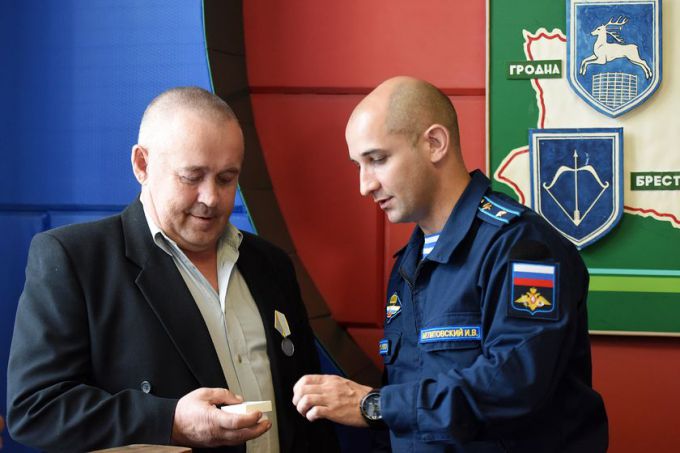 «Служу Советскому Союзу!». От волнения воин-интернационалист не смог произнести эти слова при награждении