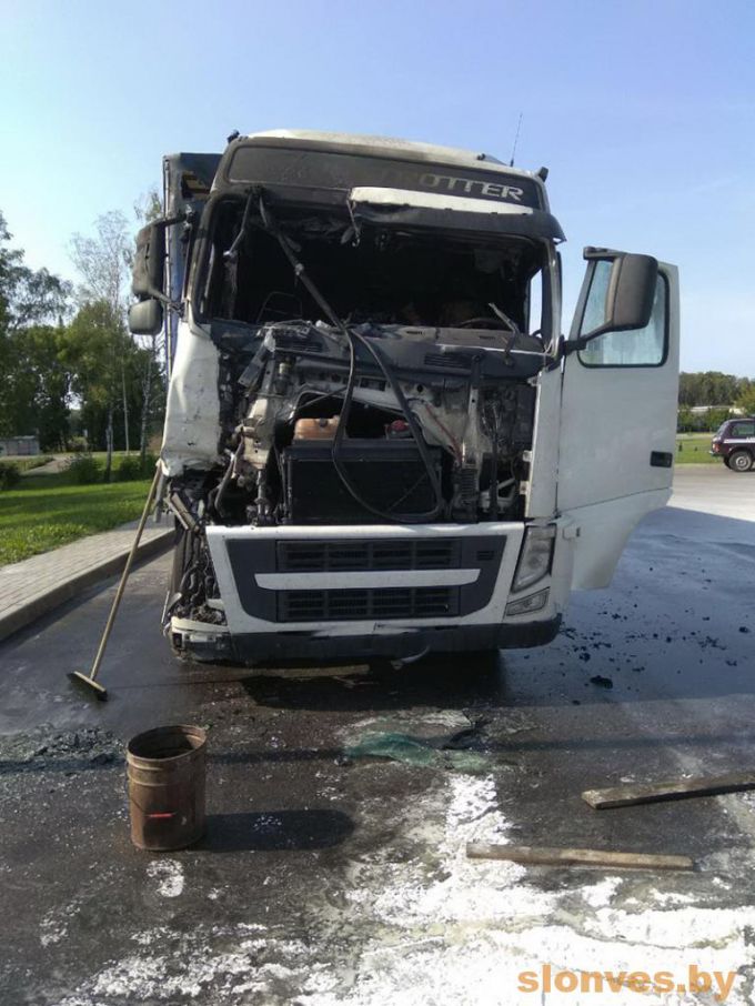 На автозаправке в Слониме горел автомобиль