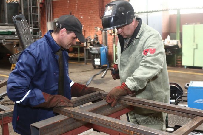 Первый заместитель главы Администрации Президента Республики Беларусь Максим Рыженков сегодня посетил Вороновский район (Дополнено)