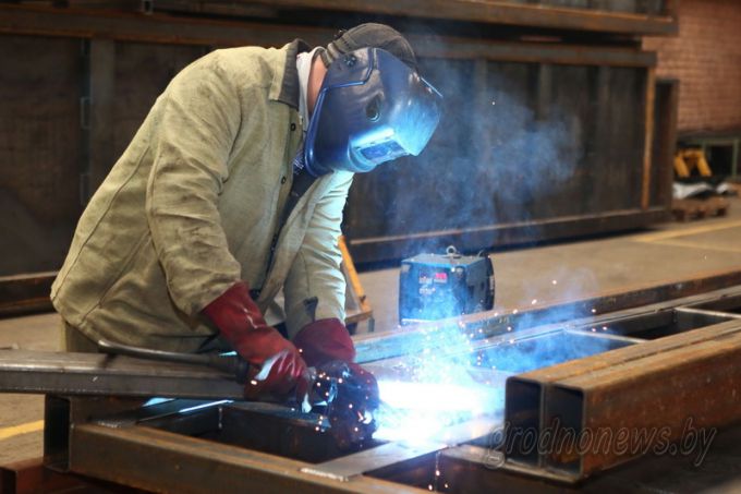 Первый заместитель главы Администрации Президента Республики Беларусь Максим Рыженков сегодня посетил Вороновский район (Дополнено)