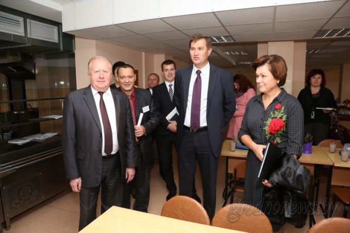 Первый заместитель главы Администрации Президента Республики Беларусь Максим Рыженков сегодня посетил Вороновский район (Дополнено)