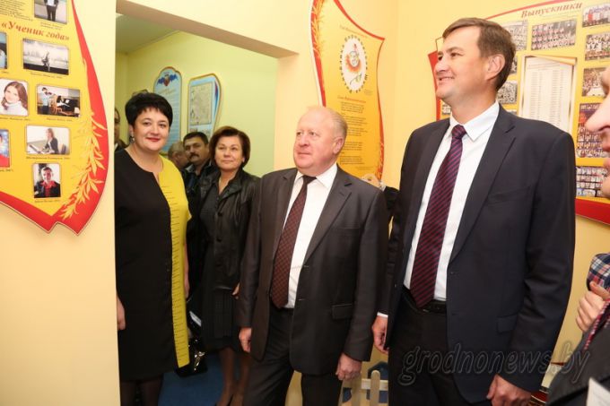 Первый заместитель главы Администрации Президента Республики Беларусь Максим Рыженков сегодня посетил Вороновский район (Дополнено)