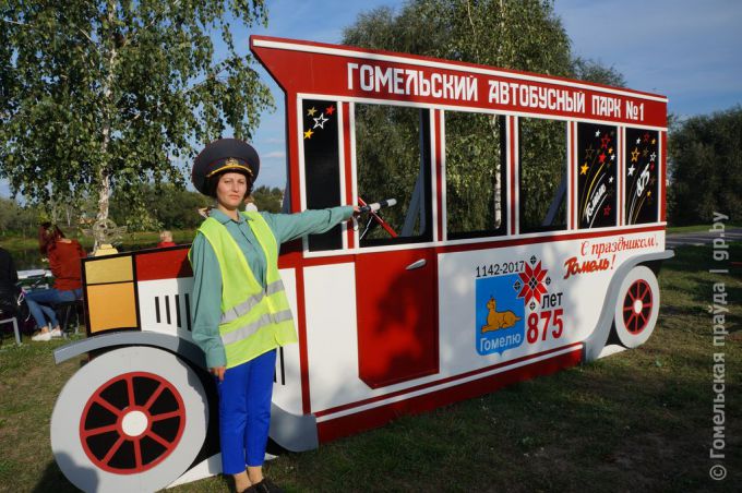День города в Советском районе на озере Любенское
