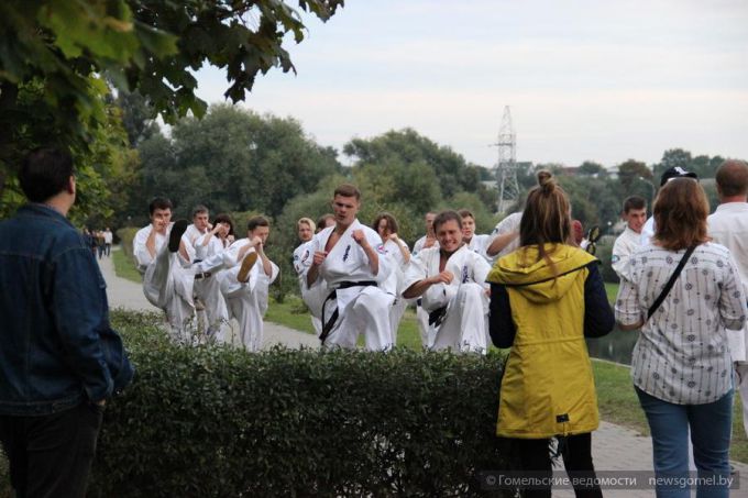 Инопланетяне, город будущего и гонки на тележках: День города в Советском районе