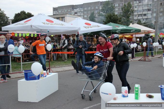 Инопланетяне, город будущего и гонки на тележках: День города в Советском районе