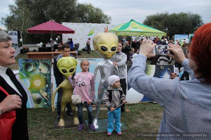 Инопланетяне, город будущего и гонки на тележках: День города в Советском районе