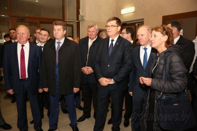 Деловой перекресток. XIX Республиканская универсальная выставка – ярмарка «Еврорегион «Неман-2017» открылась в Гродно (+Видео)